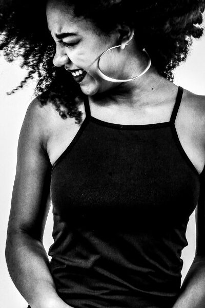 neve-minimal-blogger-08
